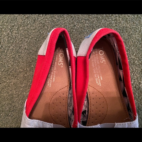 Ohio State Size 7 Toms - Picture 4 of 8